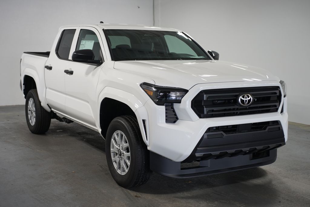 2025 Toyota Tacoma SR 3