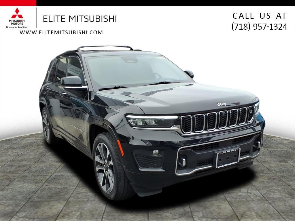 2022 Jeep Grand Cherokee Overland's photo