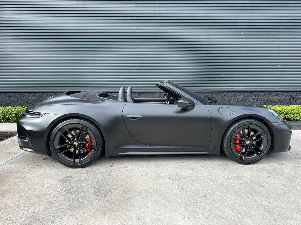 Thumbnail: 2025 Porsche 911 - 11