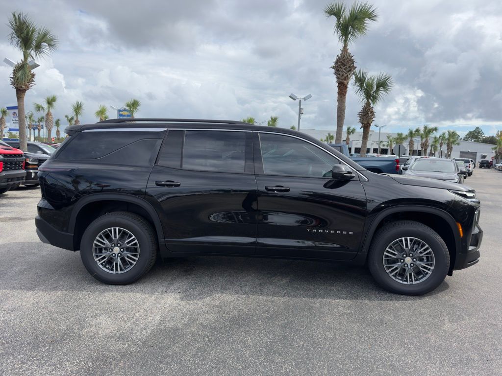 2024 Chevrolet Traverse LT 9