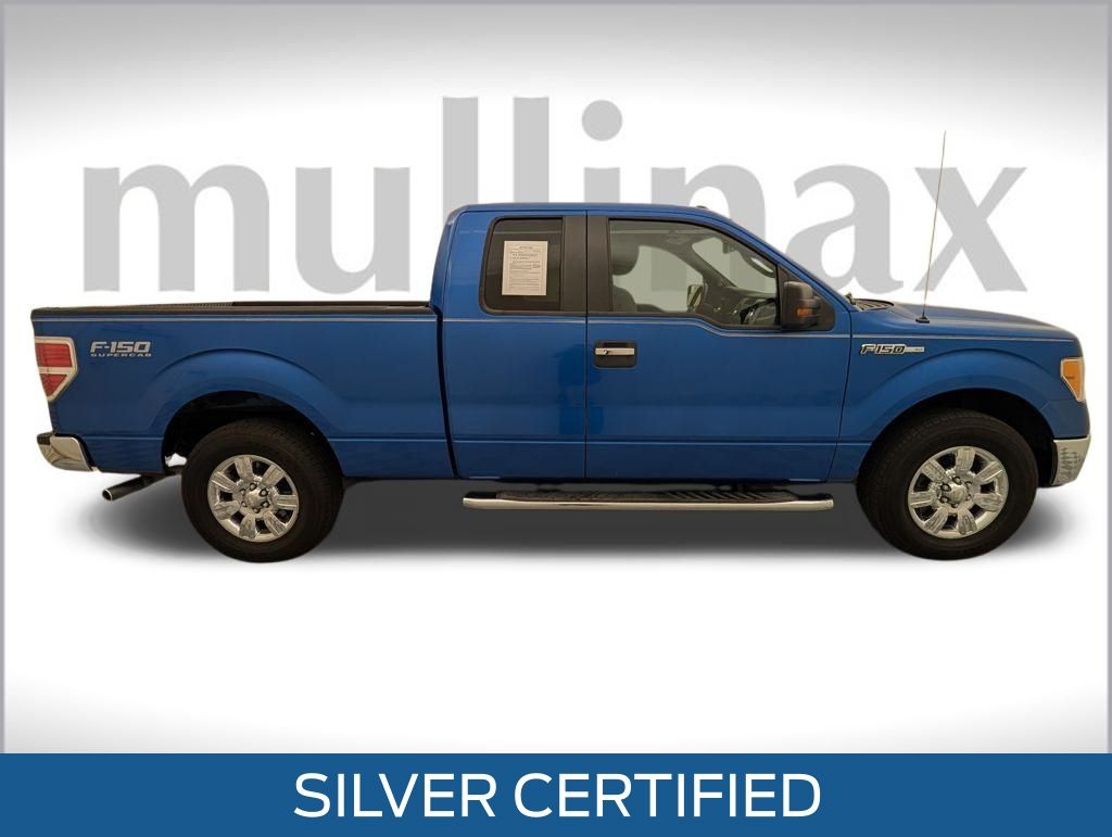 2012 Ford F-150 XLT photo 2