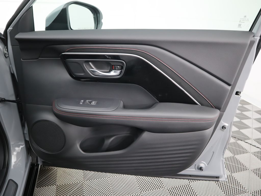 Thumbnail: 2025 Acura ADX - 26