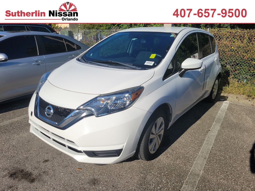 White (Fresh Powder) 2017 Nissan Versa Note Hatchback Front-Wheel Drive Continuously Variable Transmission