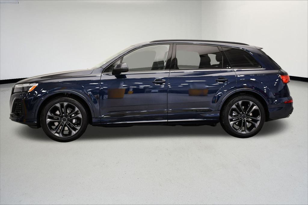 Thumbnail: 2026 Audi Q7 - 2