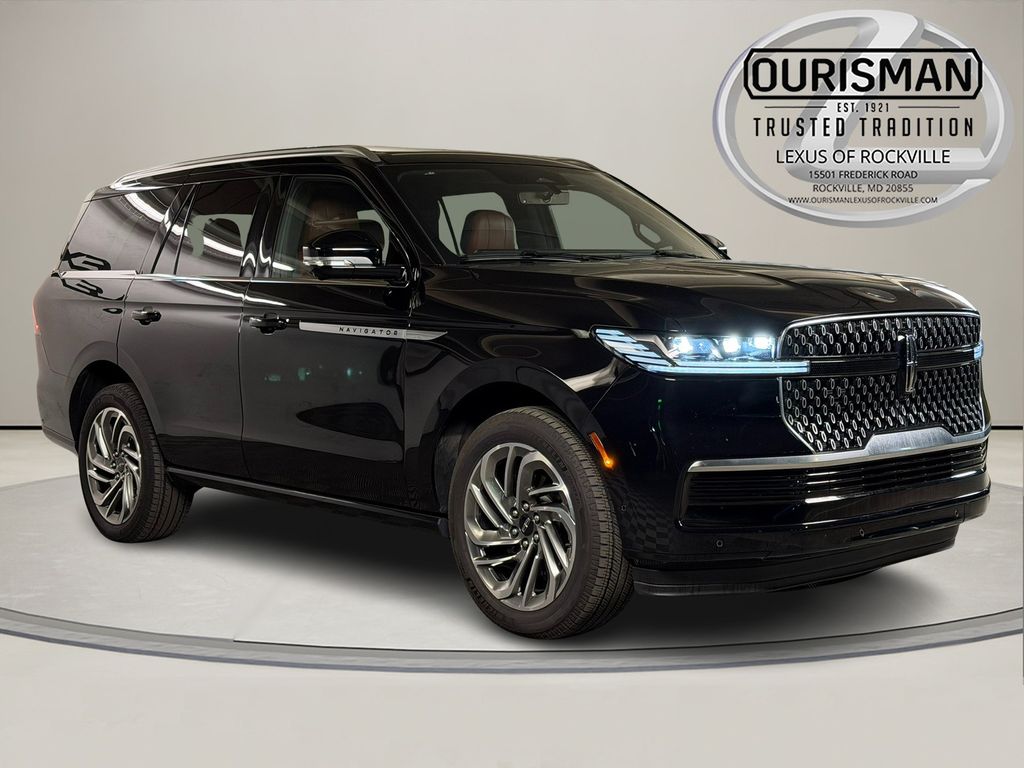 Black Metallic 2025 Lincoln Navigator Reserve 4WD SUV / Crossover Four-Wheel Drive Automatic