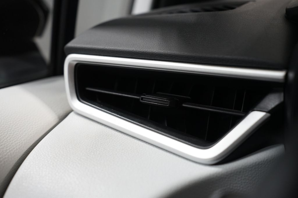 Thumbnail: 2024 Toyota Corolla - 25