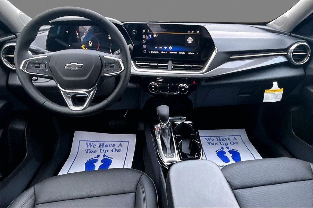 2026 Chevrolet Trax Activ - Photo 9