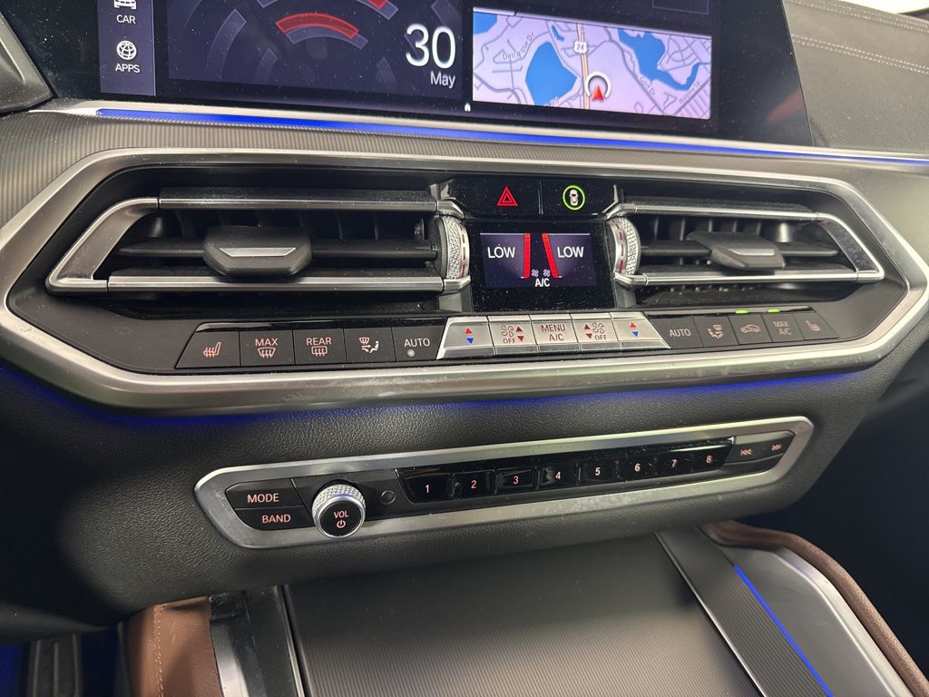 2020 BMW X6 M50i 13