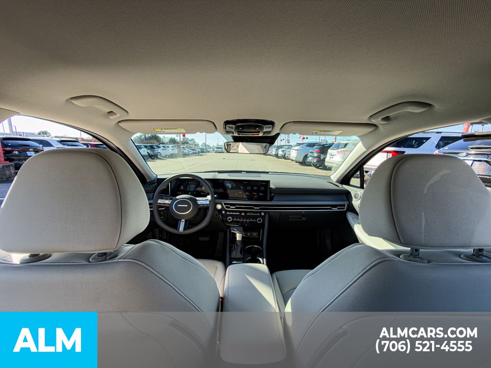 Certified Used 2025 Black Hyundai SE image 20