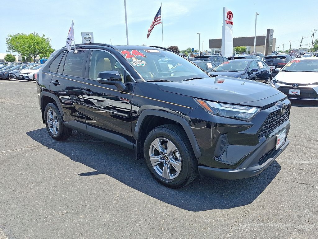 Thumbnail: 2024 Toyota RAV4 - 3