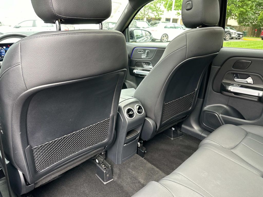 Thumbnail: 2024 Mercedes-Benz GLB - 27