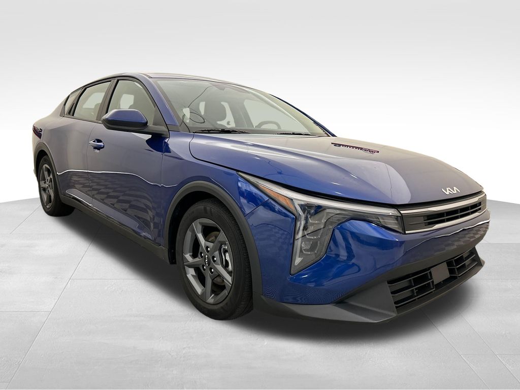 Certified Used 2025 Blue Kia LXS image 8