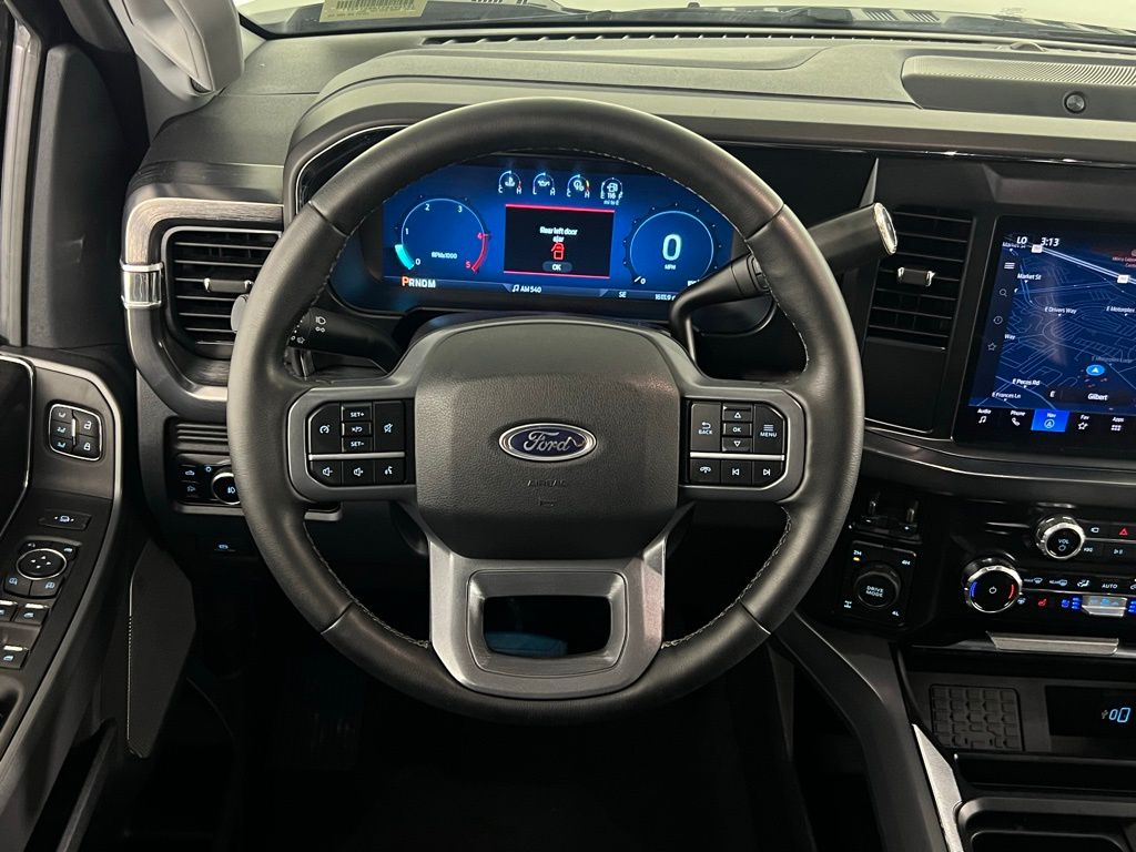 Used 2025 Gray Ford Lariat image 13