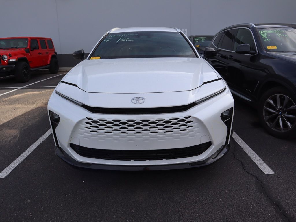 Thumbnail: 2025 Toyota Crown Signia - 3