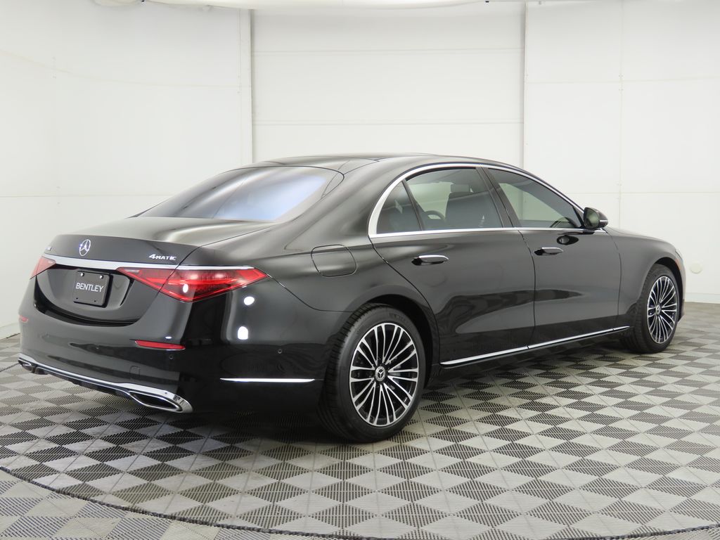 Thumbnail: 2022 Mercedes-Benz S-Class - 5
