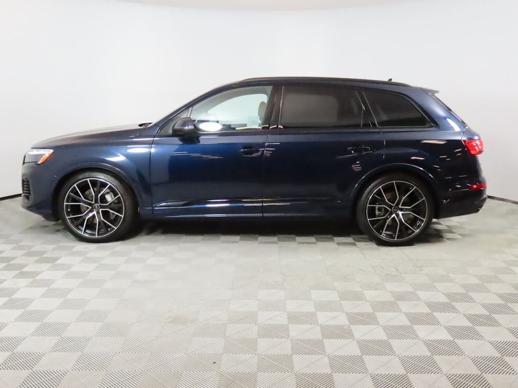 Thumbnail: 2025 Audi Q7 - 2