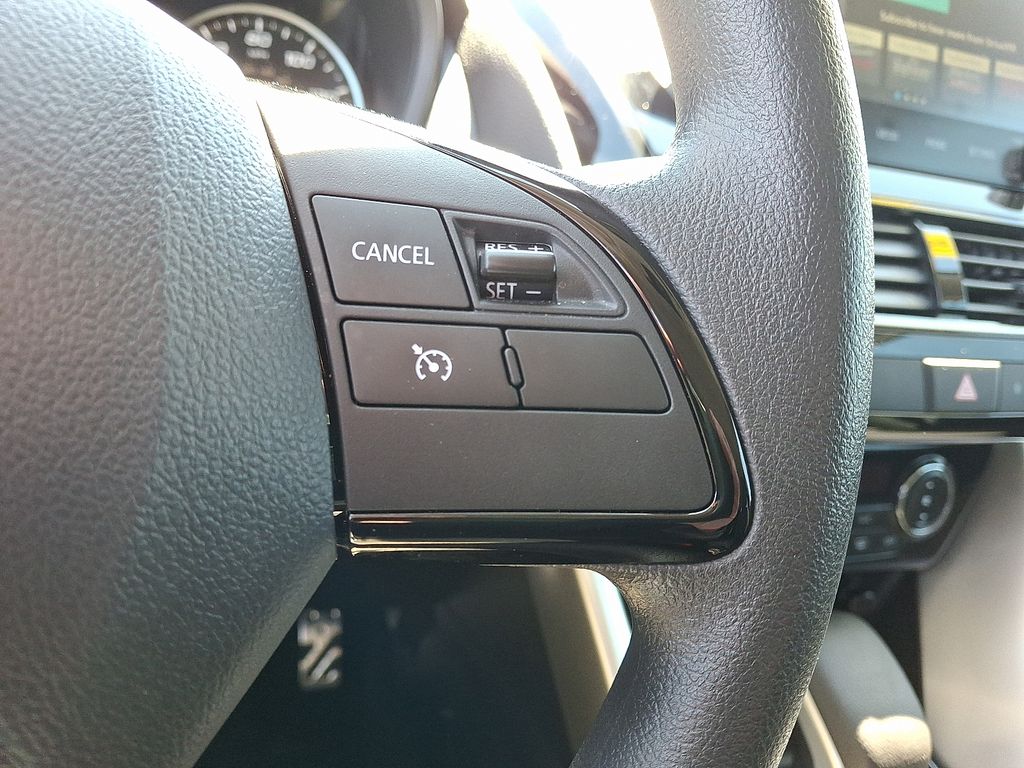 2024 Mitsubishi Eclipse Cross — photo 21