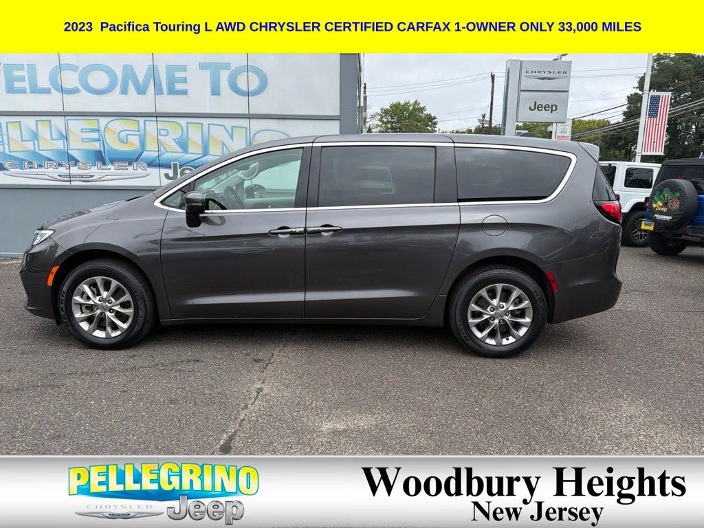 2023 Chrysler Pacifica Touring L AWD