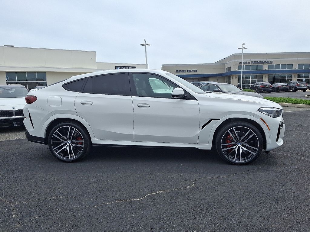 2021 BMW X6 xDrive40i 7