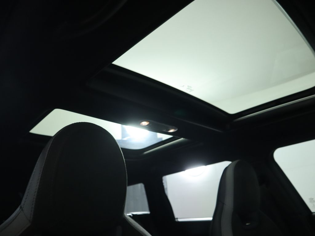 Thumbnail: 2020 MINI Cooper Clubman - 19