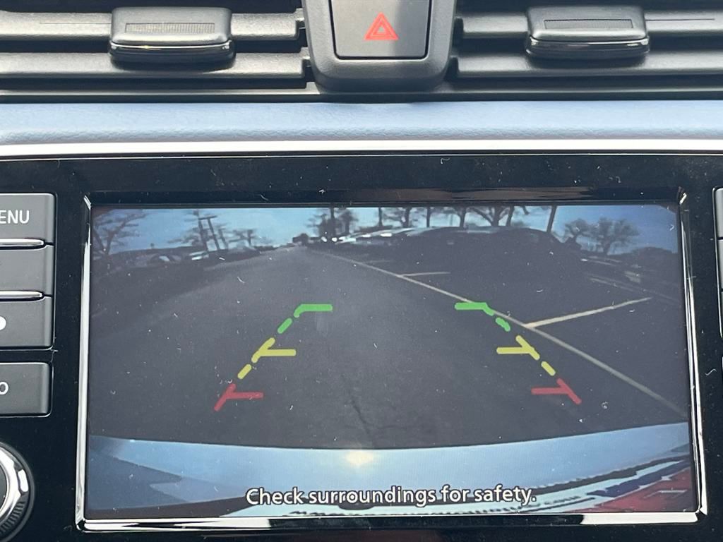 2025 Nissan Versa 1.6 SV photo