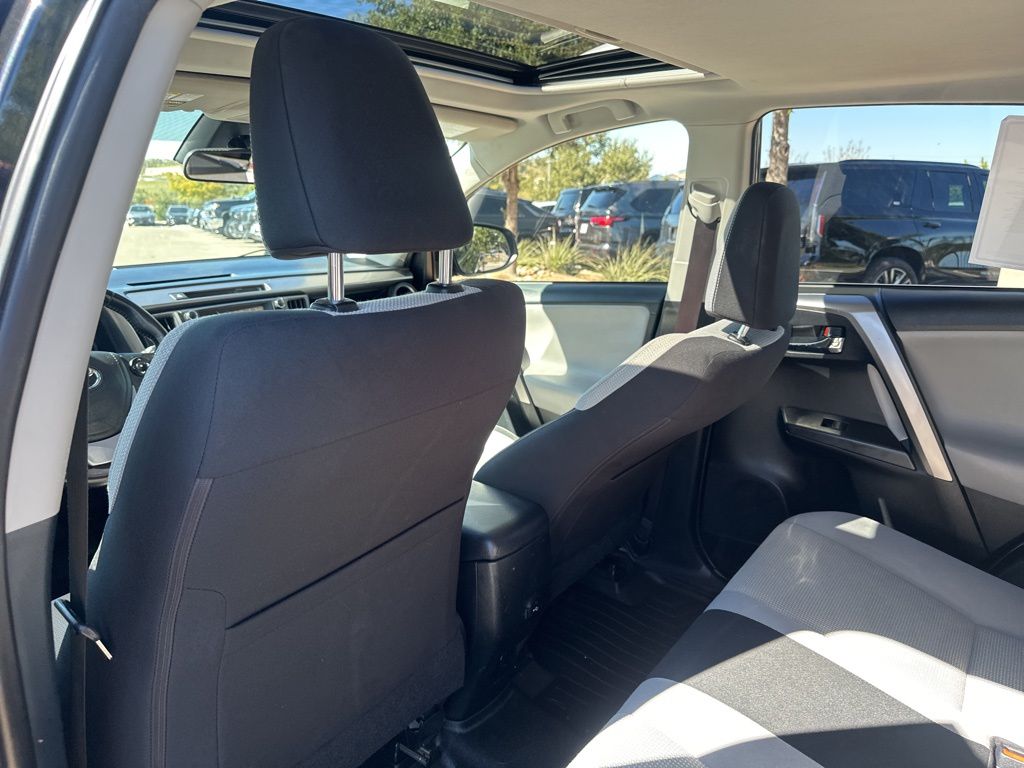 Used Car 2016 Toyota Rav4 Hybrid  Xle For Sale Under $20,000 In Austin, Texas