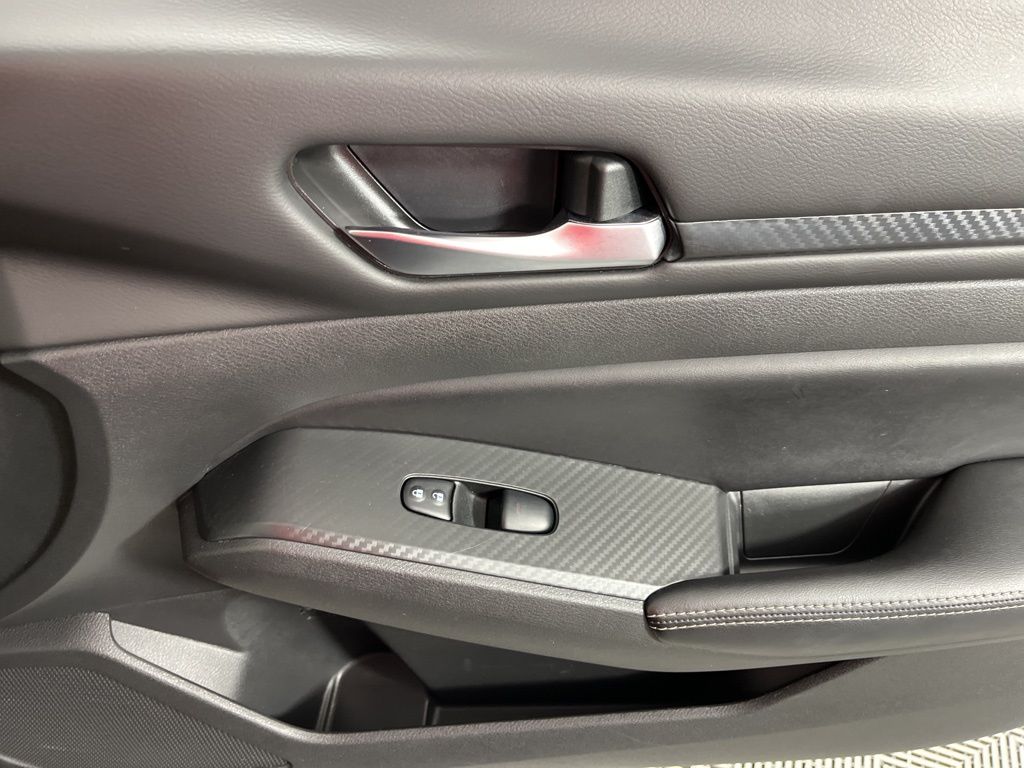 Thumbnail: 2024 Nissan Altima - 20