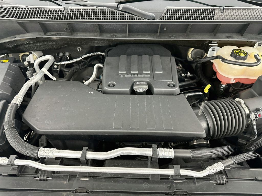 ChevroletSilverado 1500 LTD31