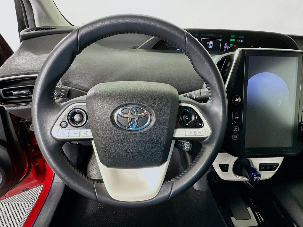 Thumbnail: 2018 Toyota Prius Prime - 11
