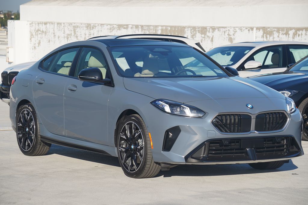 Thumbnail: 2026 BMW 2 Series - 3