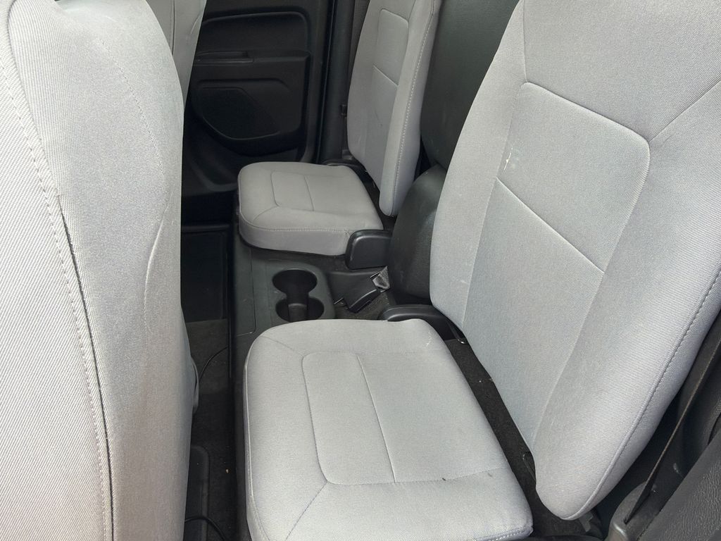 Used 2018 White Chevrolet LT image 16