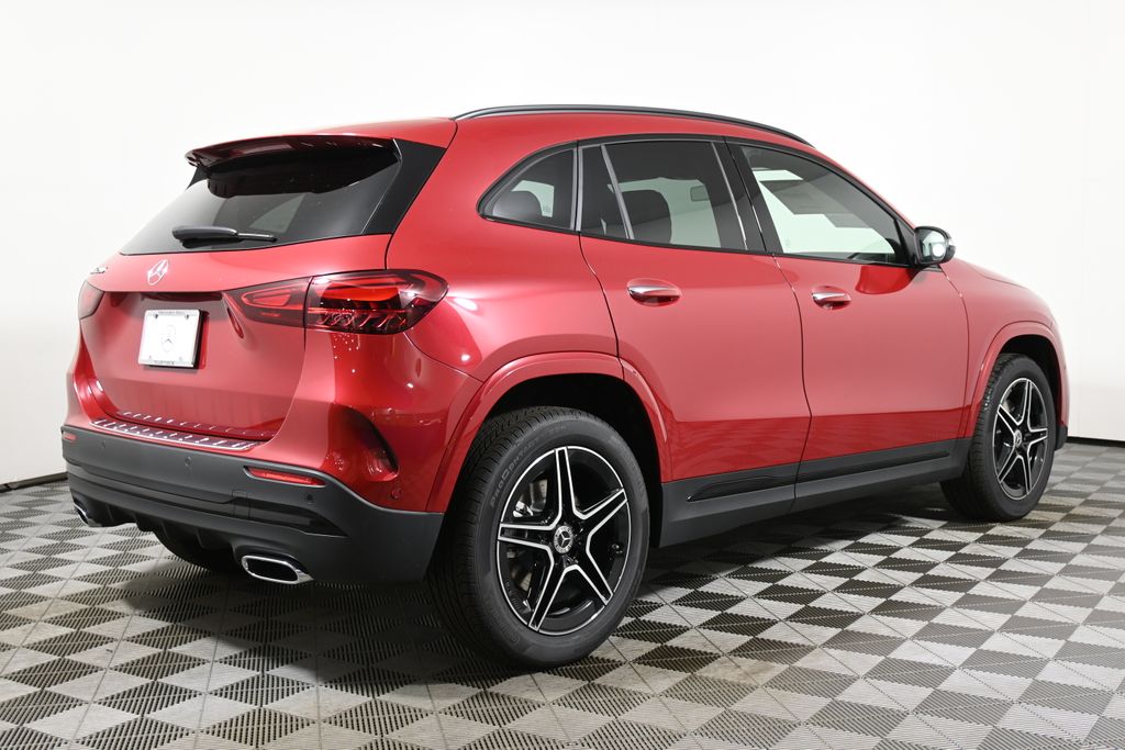 2025 Mercedes-Benz GLA 250 4MATIC 7