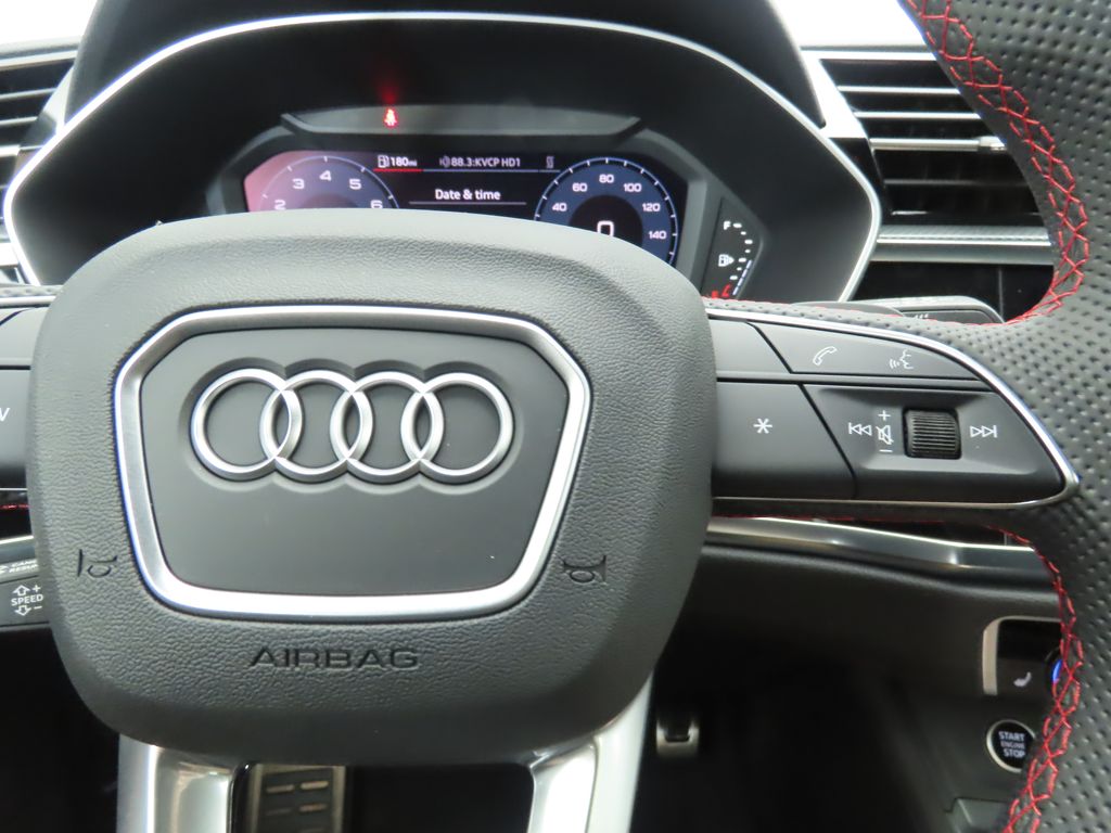 2025 Audi Q3  12