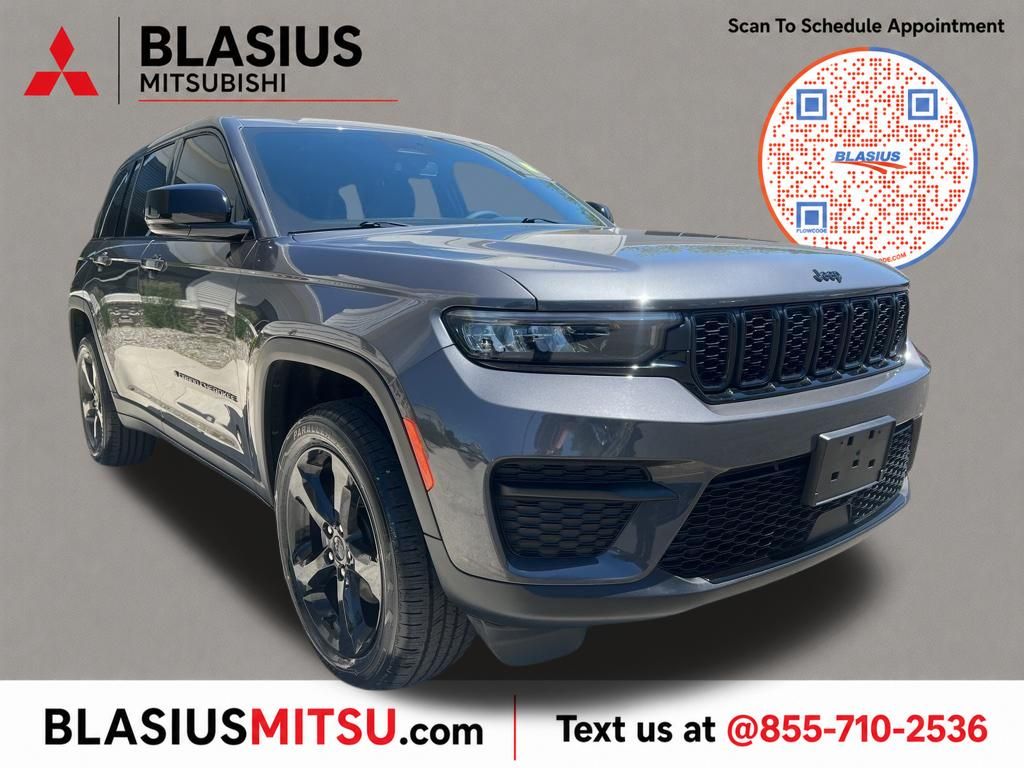 Baltic Gray Metallic Clearcoat 2023 Jeep Grand Cherokee SUV / Crossover Four-Wheel Drive 8-Speed Automatic