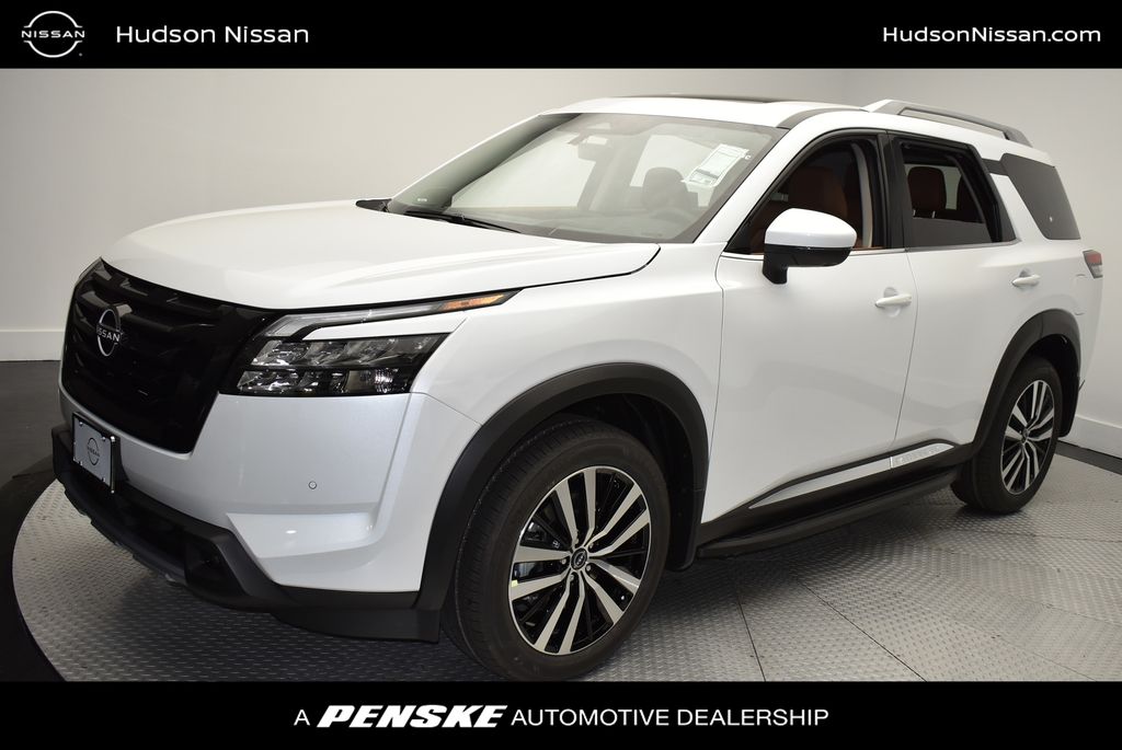 Thumbnail: 2025 Nissan Pathfinder - 1