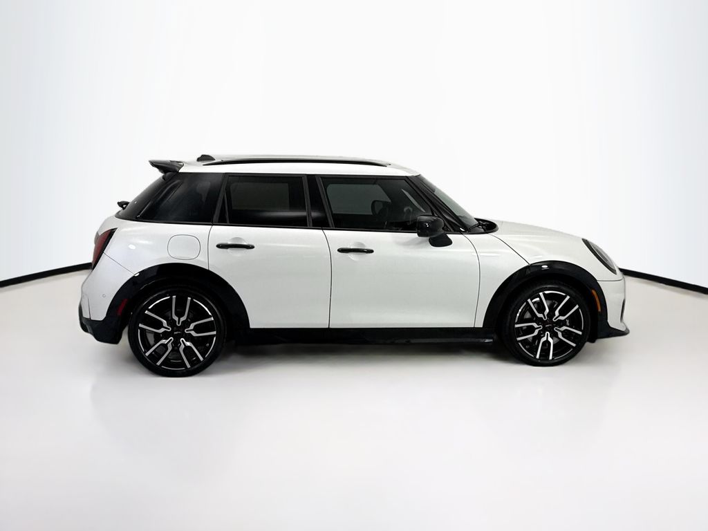 Thumbnail: 2026 MINI Cooper - 4