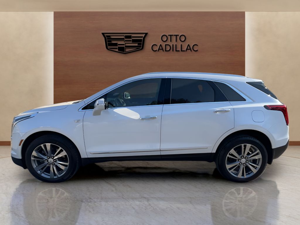 used 2024 Cadillac XT5 car, priced at $42,700