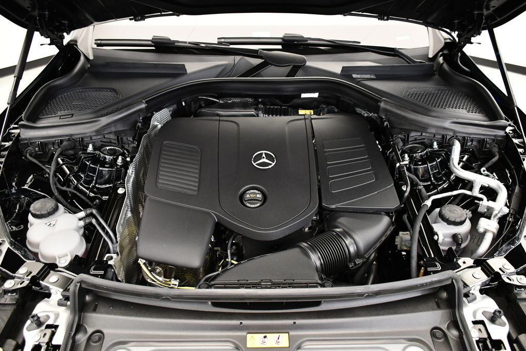 Thumbnail: 2026 Mercedes-Benz GLC - 11