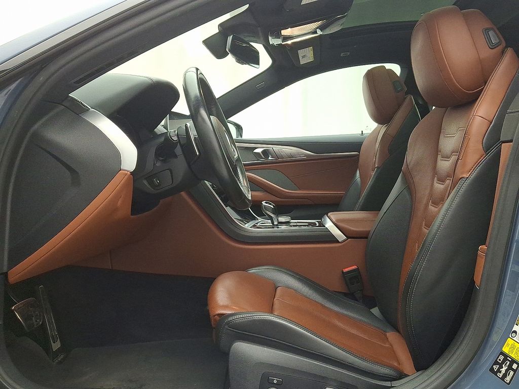 Thumbnail: 2022 BMW 8 Series - 14