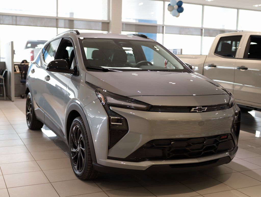 2027 Chevrolet Bolt RS FWD