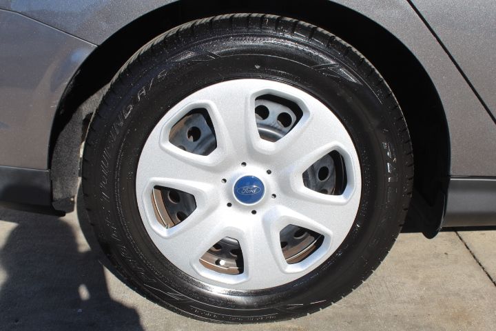 Used Car 2013 Ford Focus  S For Sale Under $10,000 In Georgetown, Texas