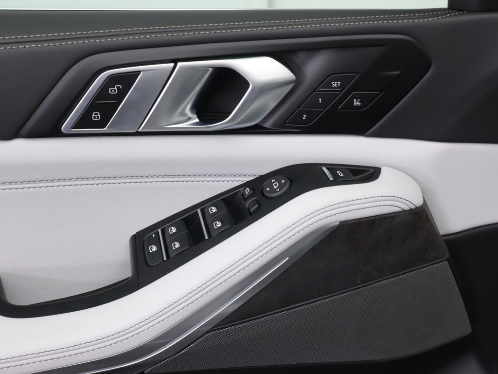 2026 BMW X5 sDrive40i 24