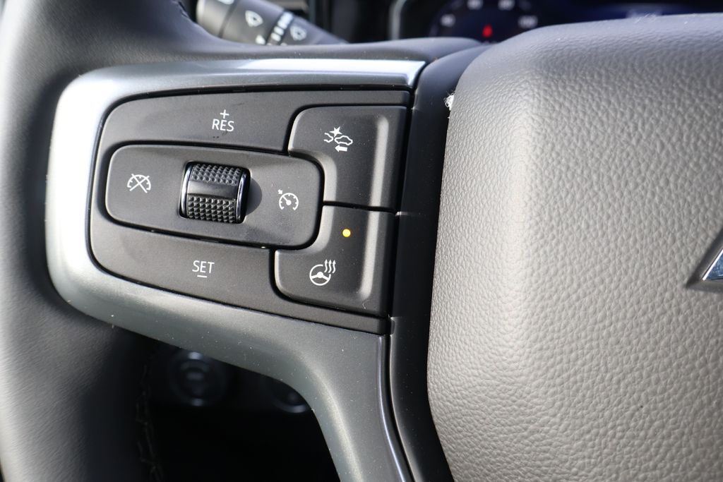 Thumbnail: 2026 Chevrolet Silverado 1500 - 23