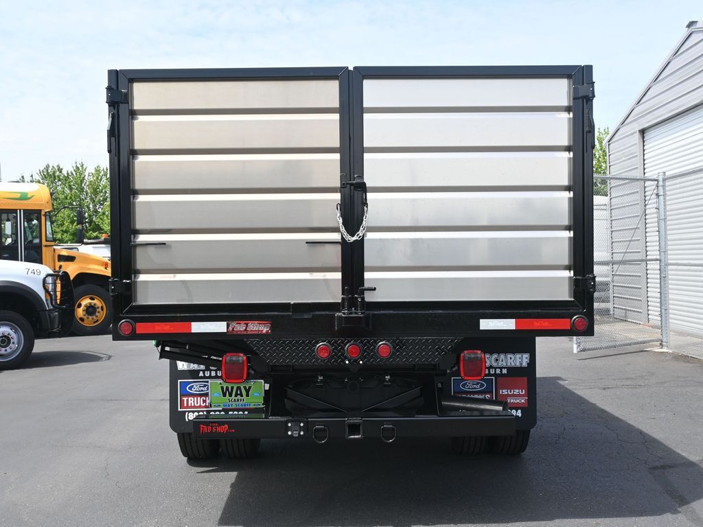 2024 Ford F-600 Super Duty 