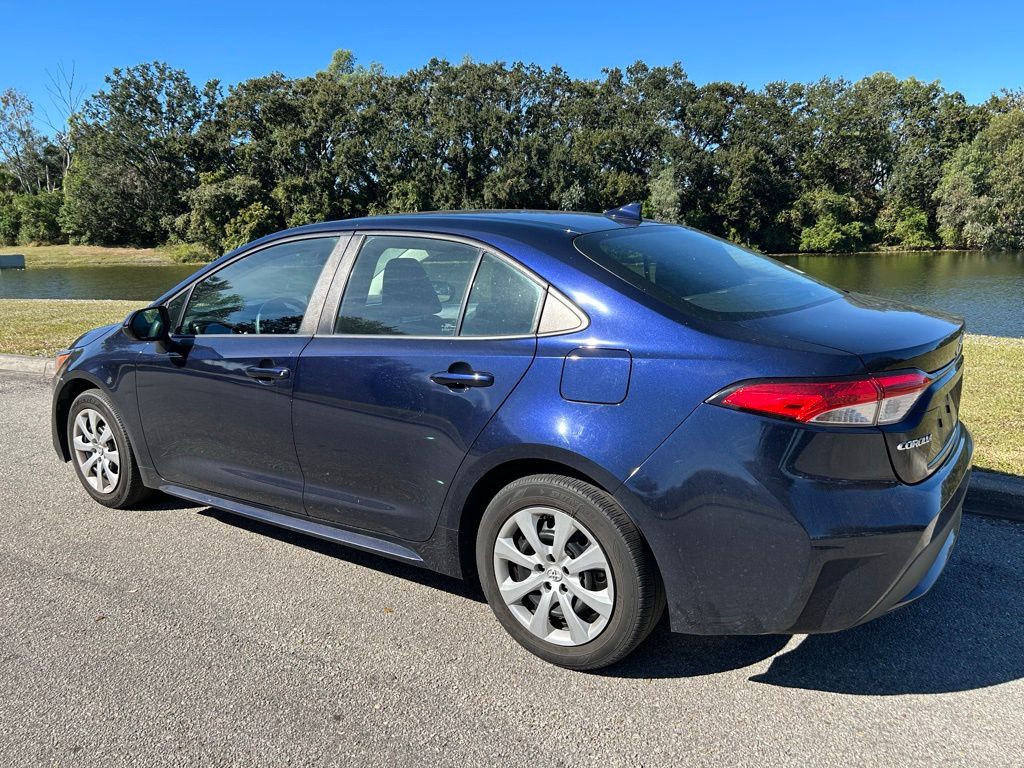 Thumbnail: 2022 Toyota Corolla - 3