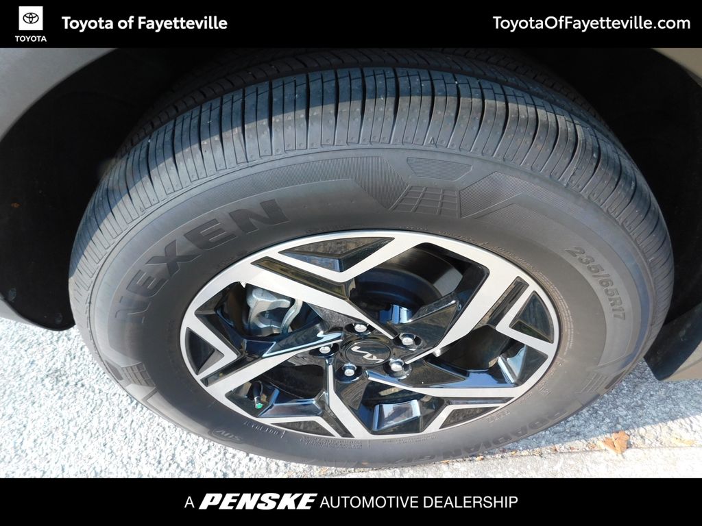 Thumbnail: 2025 Kia Sportage - 7