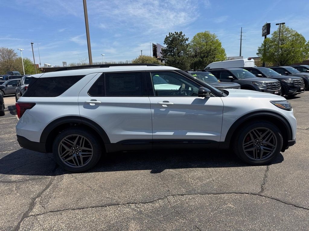 New 2026 Space White Metallic Ford ST image 3