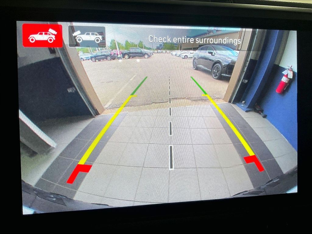 2024 Jeep Wrangler — photo 20