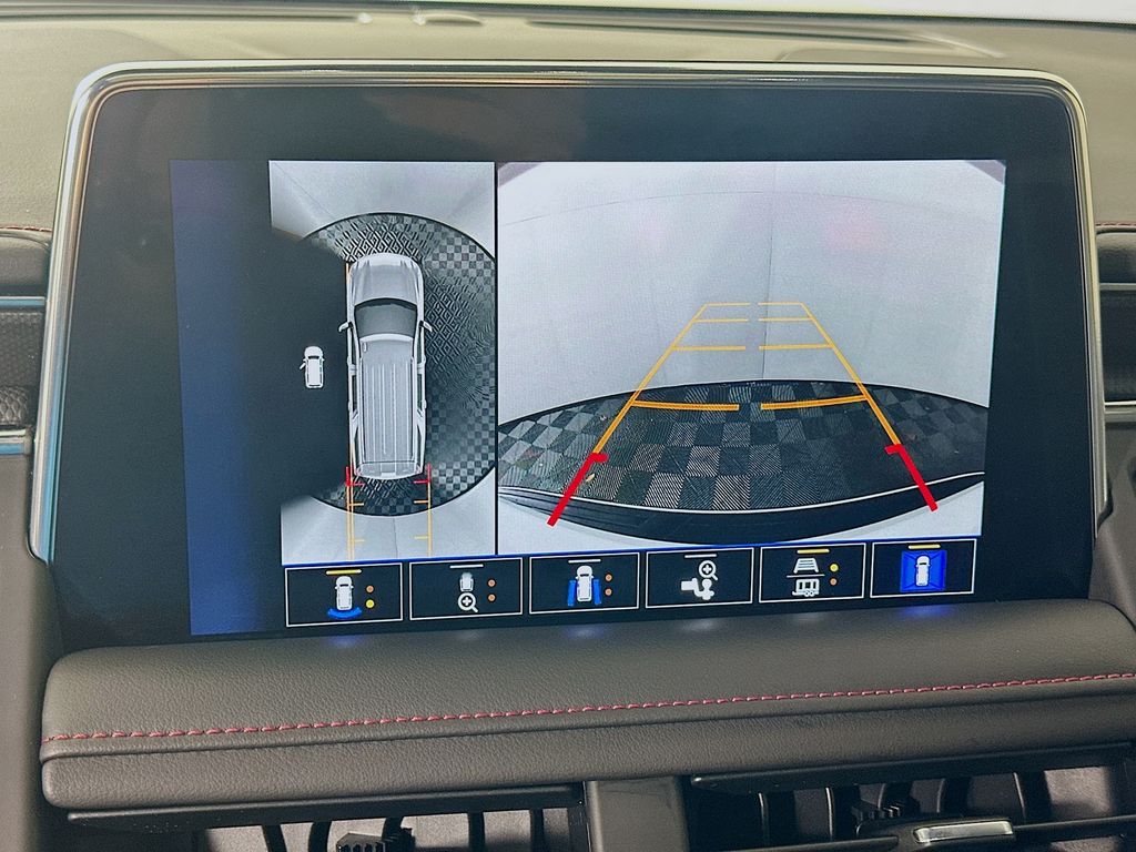 Thumbnail: 2023 Chevrolet Tahoe - 13