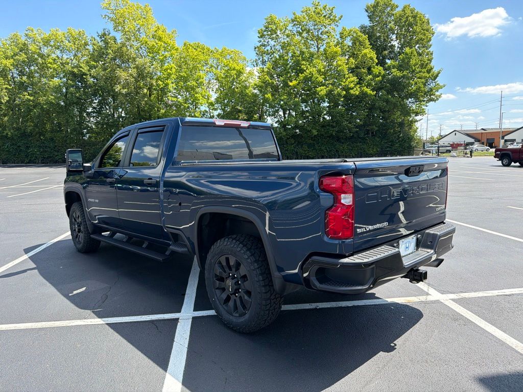 Thumbnail: 2023 Chevrolet Silverado 2500 - 3